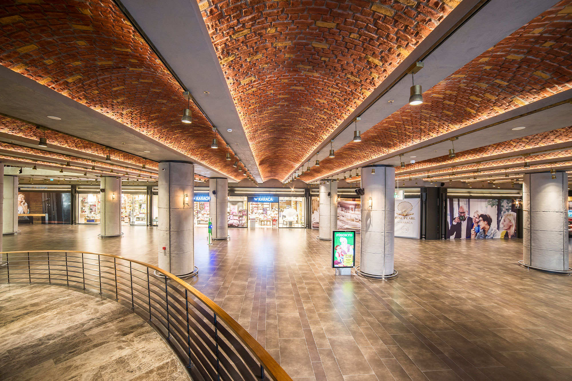 Watergarden Shopping Mall