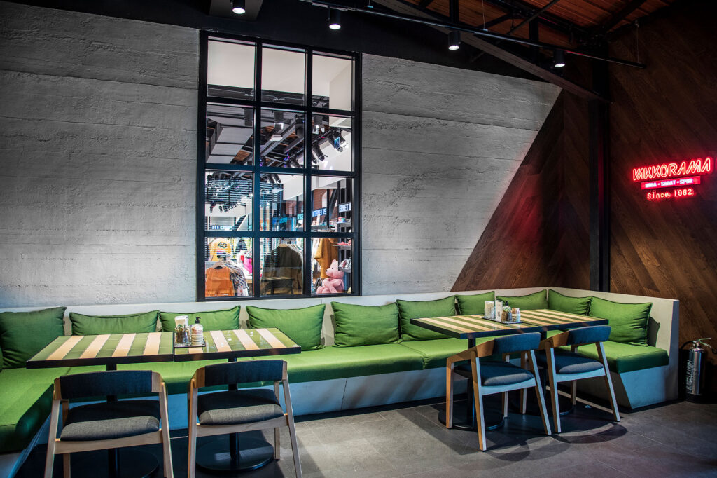 Wall Panel application in Vakkorama Cafe