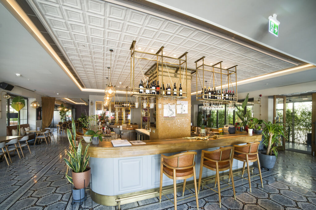 39 Kalamış Marina Hotel Duvar Paneli Uygulaması.