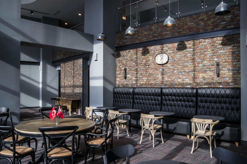 Batışehir Pool Area Duvar Paneli Uygulaması.