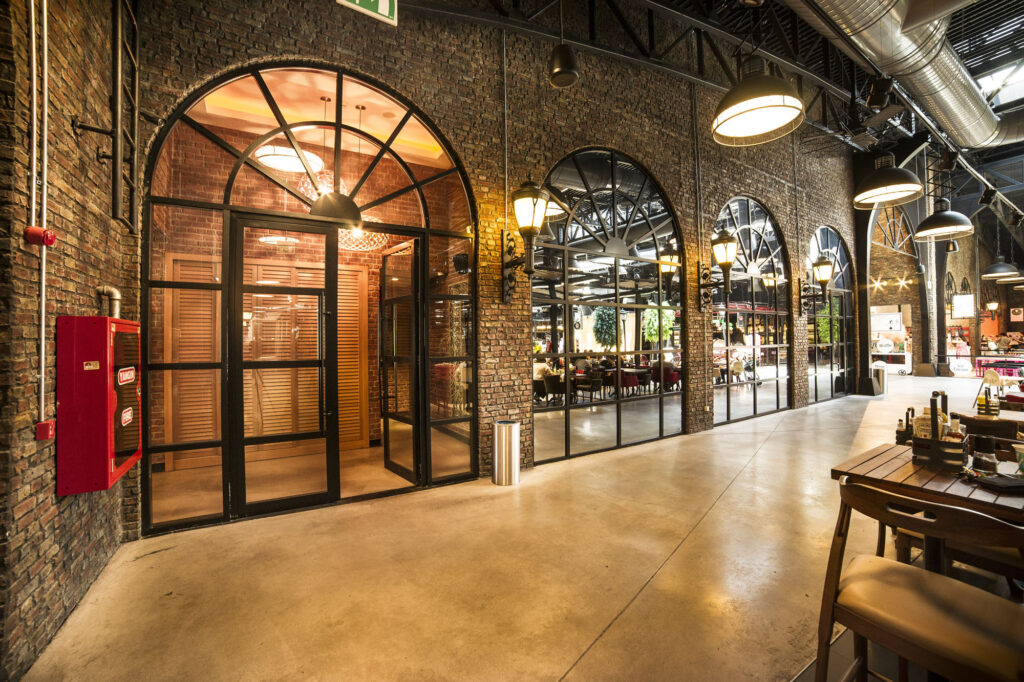 Bilkent Station AVM Duvar Paneli Uygulaması