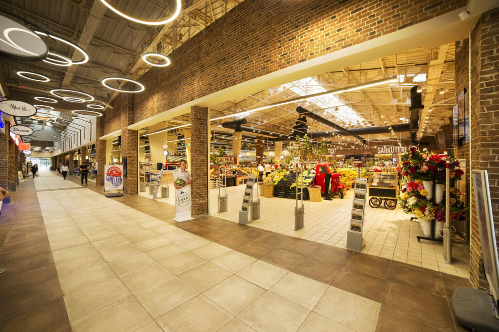 Carrefoursa Duvar Paneli Uygulaması.