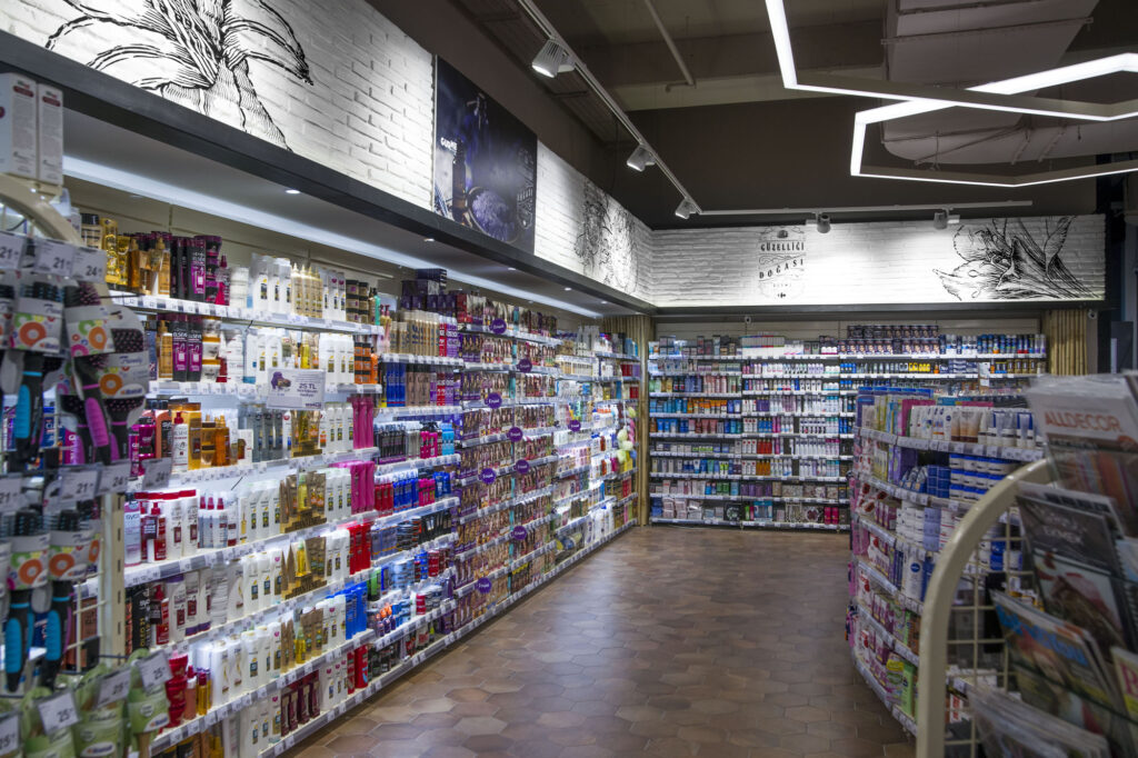 Carrefoursa Duvar Paneli Uygulaması.