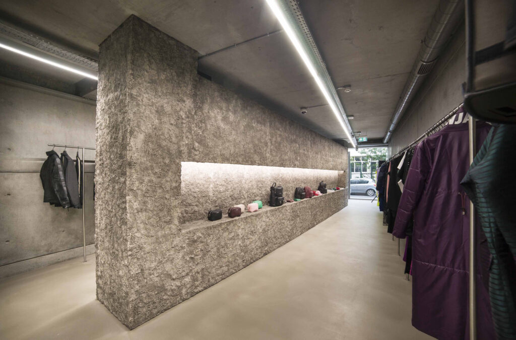 Wall Panel application in Les Benjamins