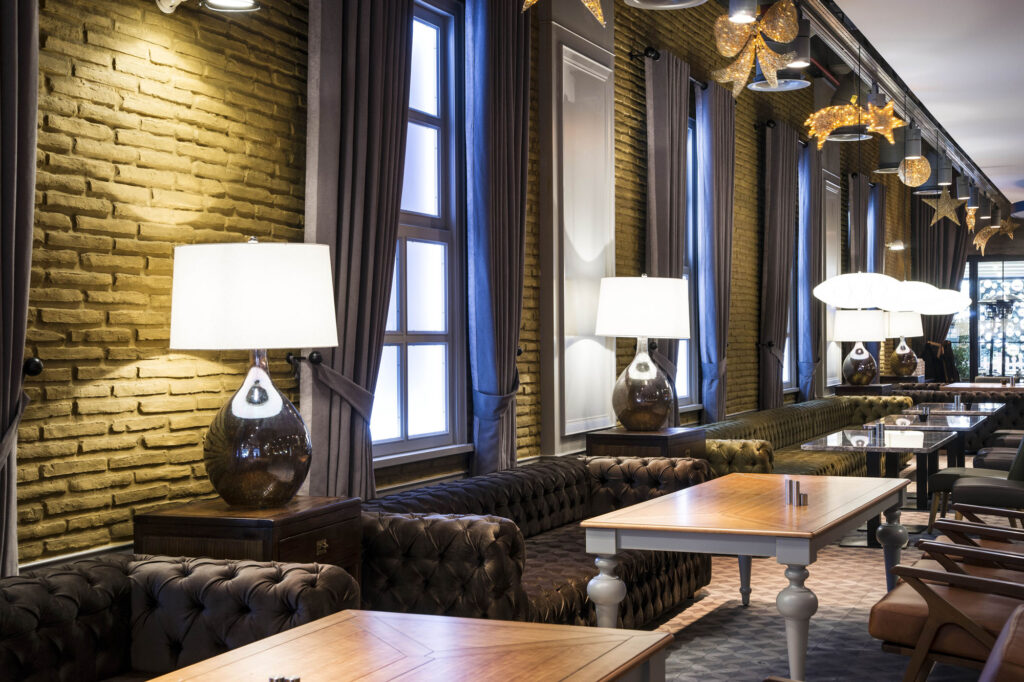 Wall Panel application in Midpoint