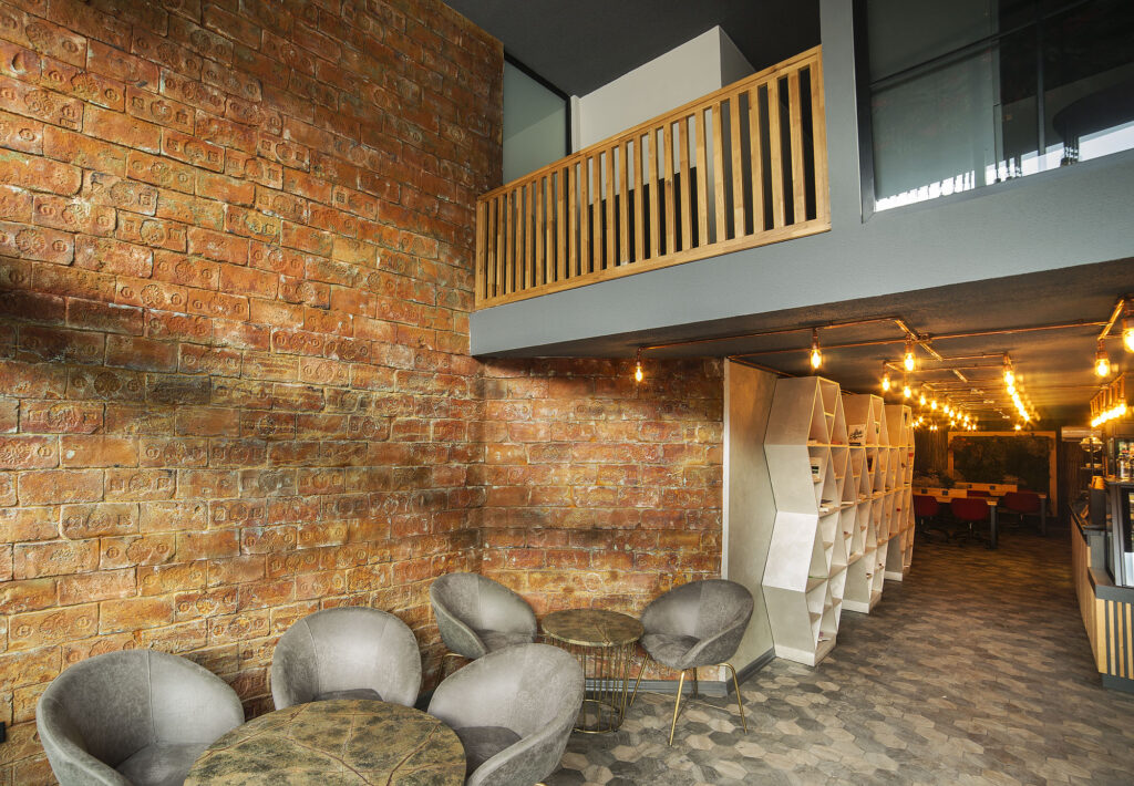 Study Mate Duvar Paneli Uygulaması.