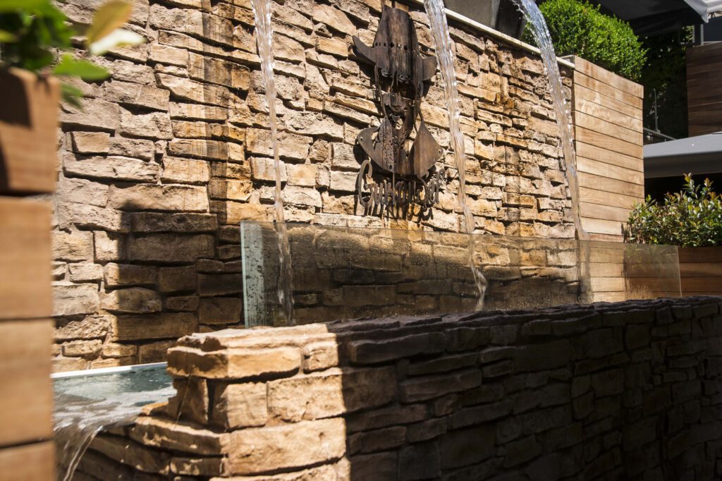 Gürkan Şef Steakhouse Duvar Paneli Uygulaması.