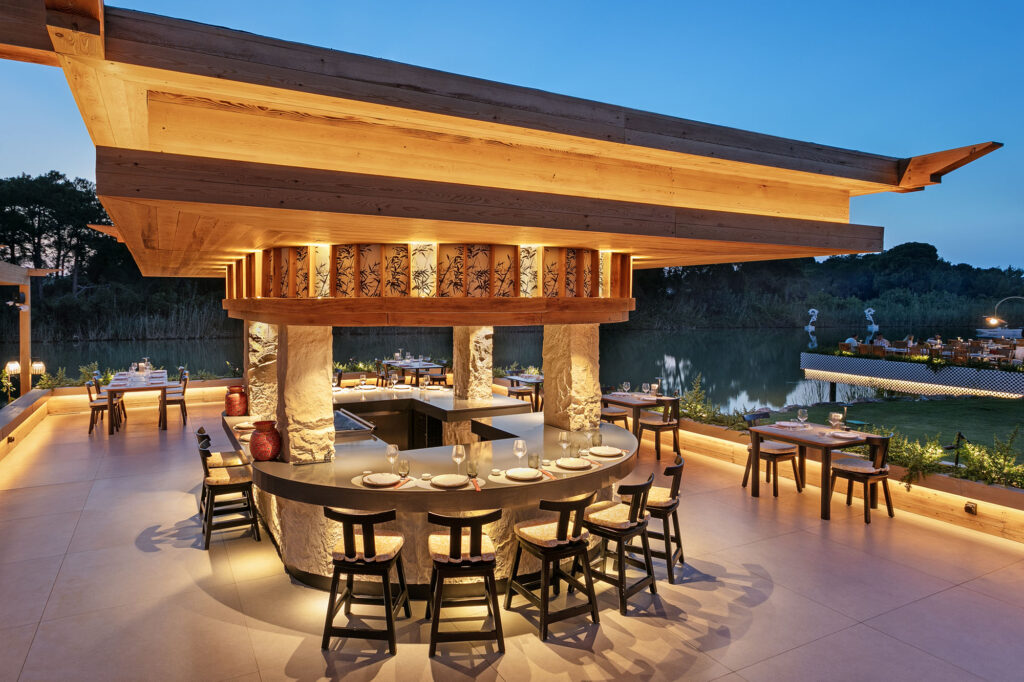 Wall Panel application in Titanic Deluxe Hotel