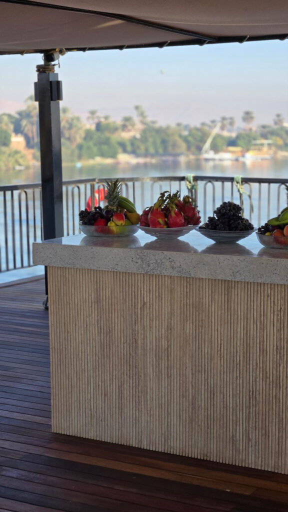 Le Fayan II Cruise Ship Duvar Paneli Uygulaması.