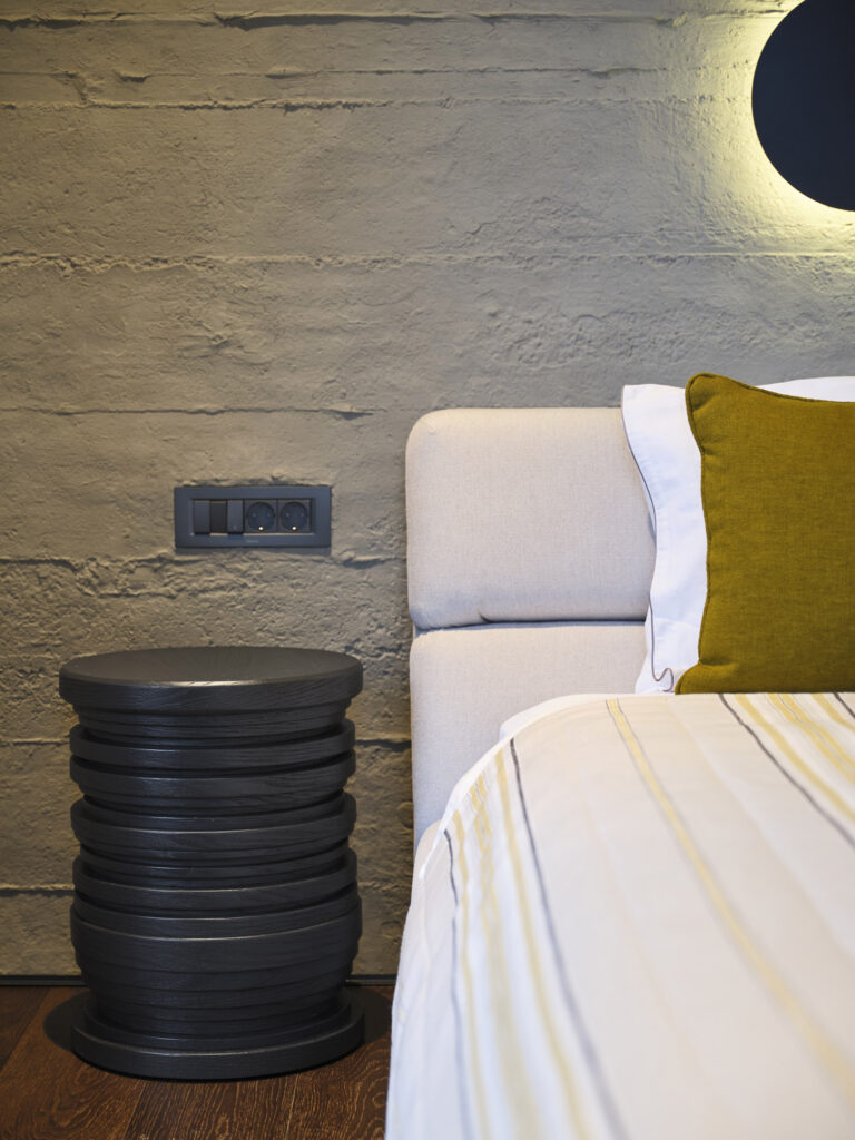 Narlıdere Pool House Duvar Paneli Uygulaması.