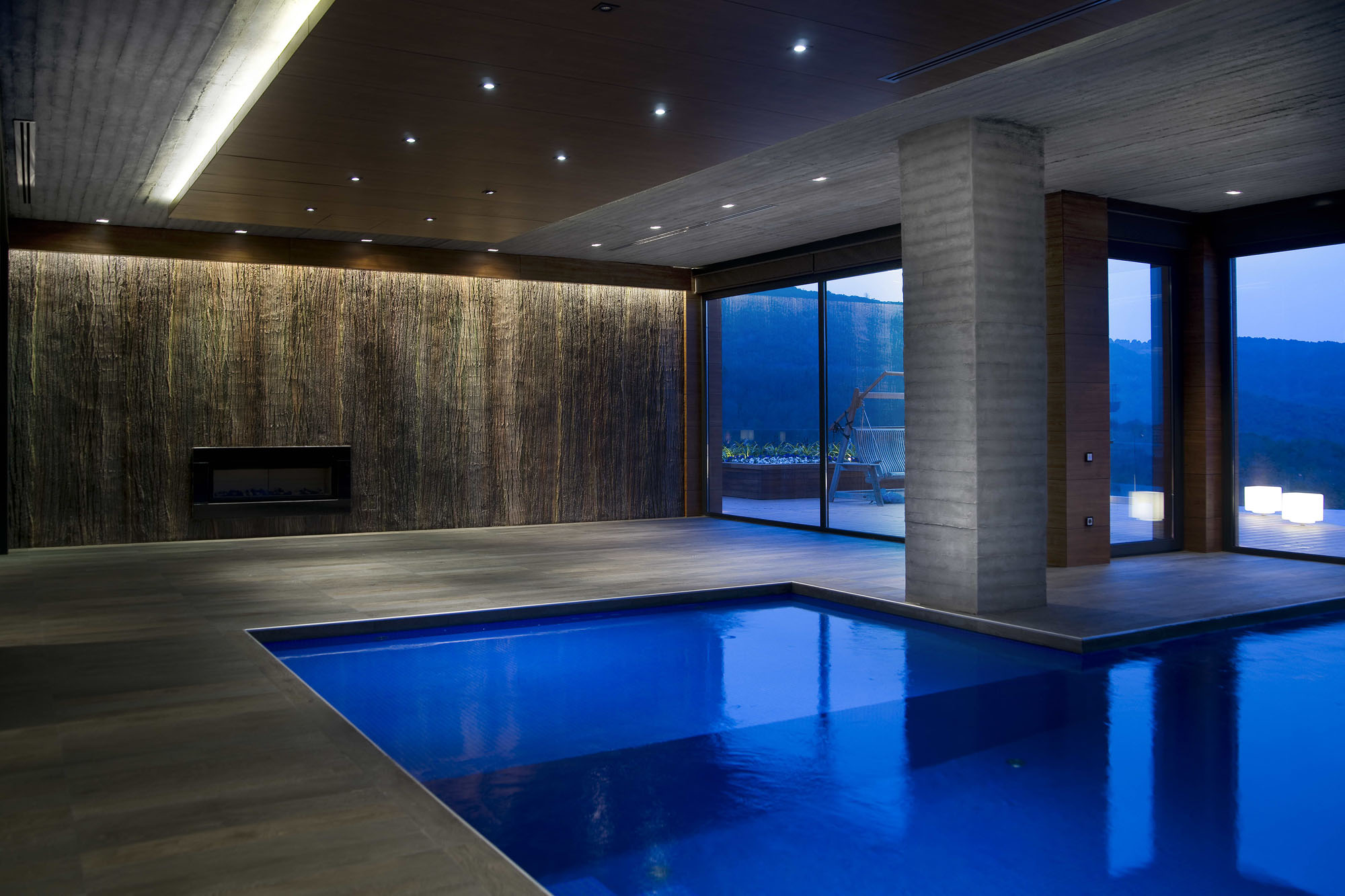 Artstone | A.T House