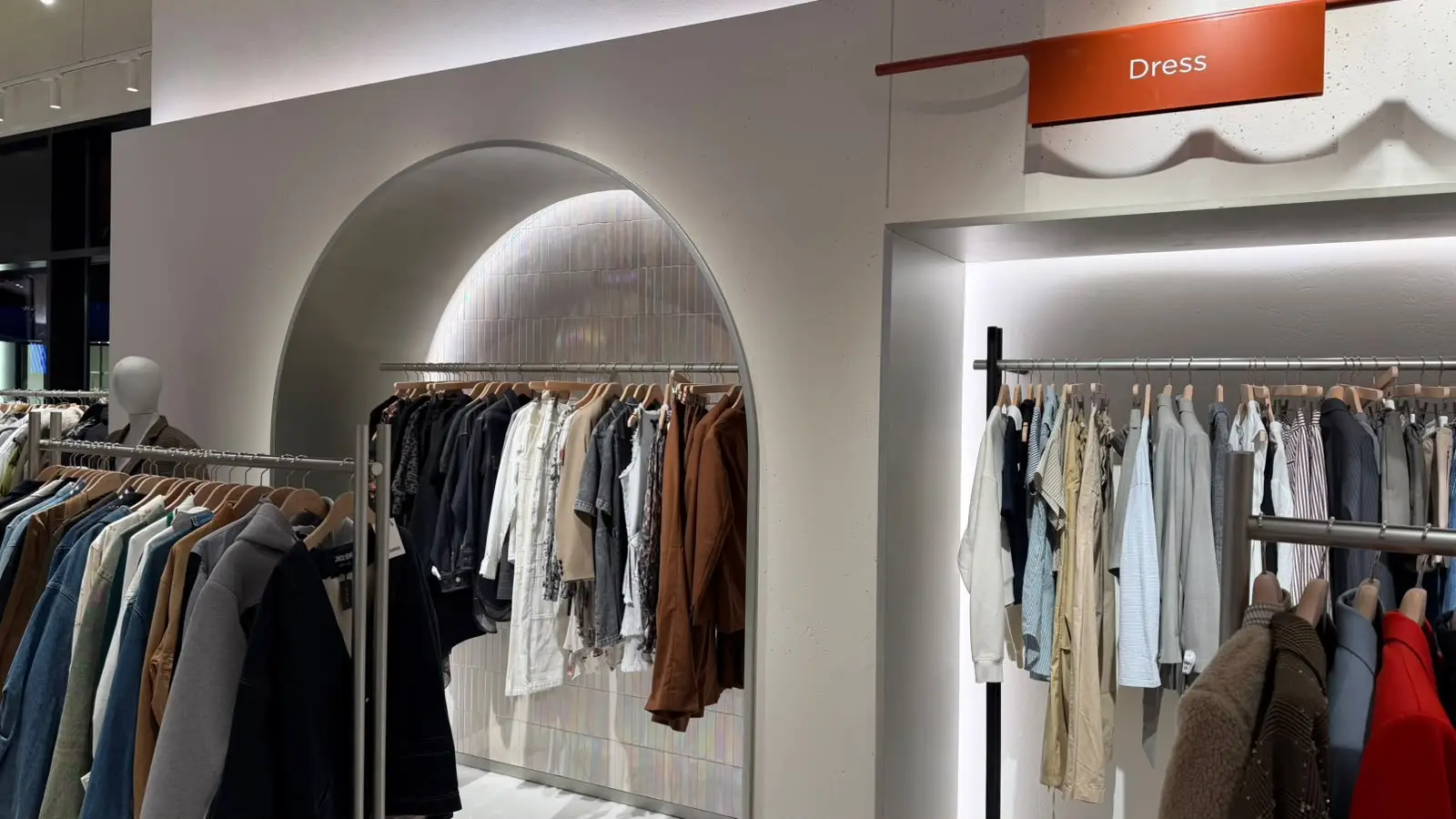 Artstone | Beymen mağazasında Phlox dekoratif duvar paneli uygulaması