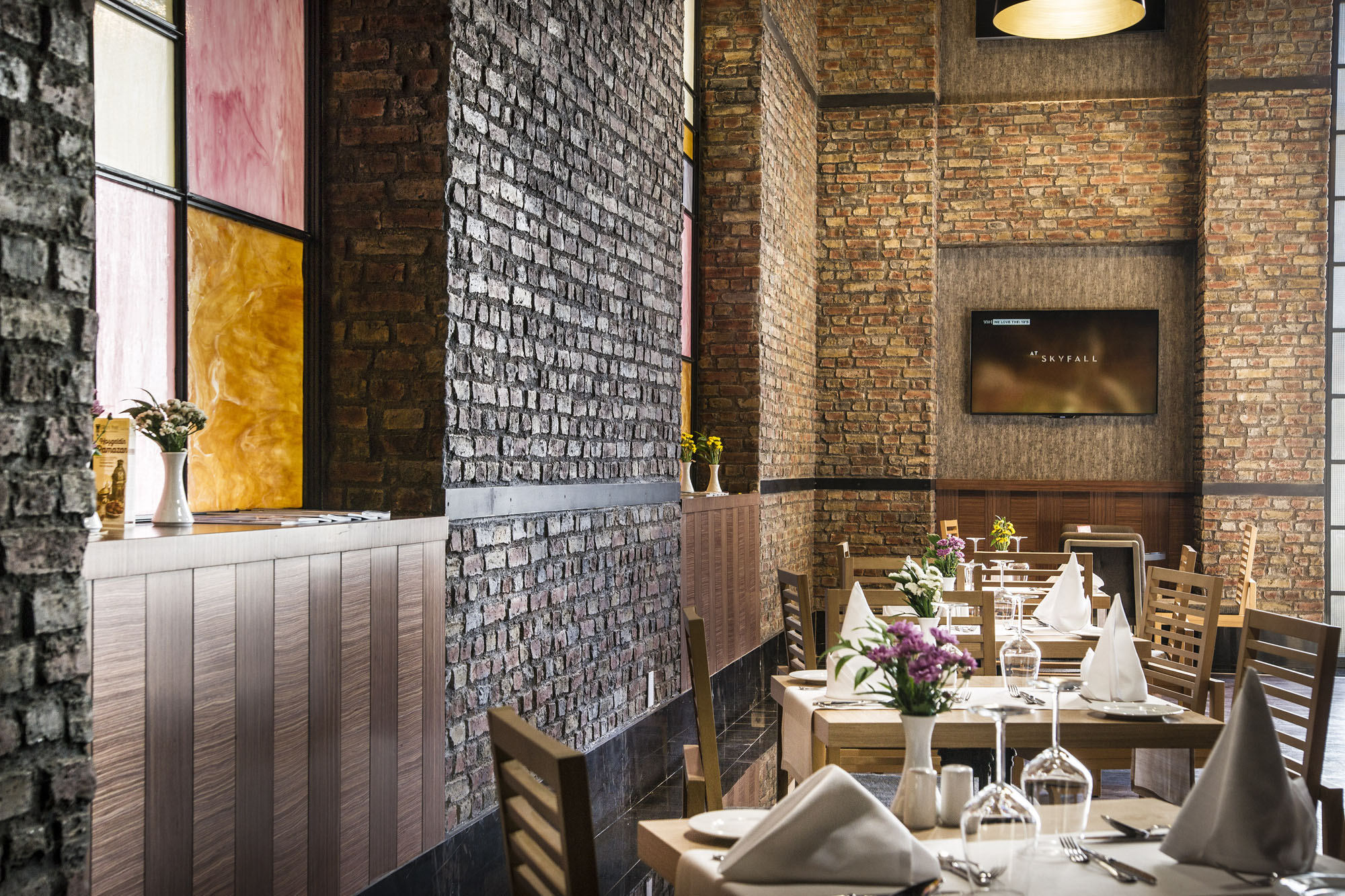 Artstone | The Green Park Hotel