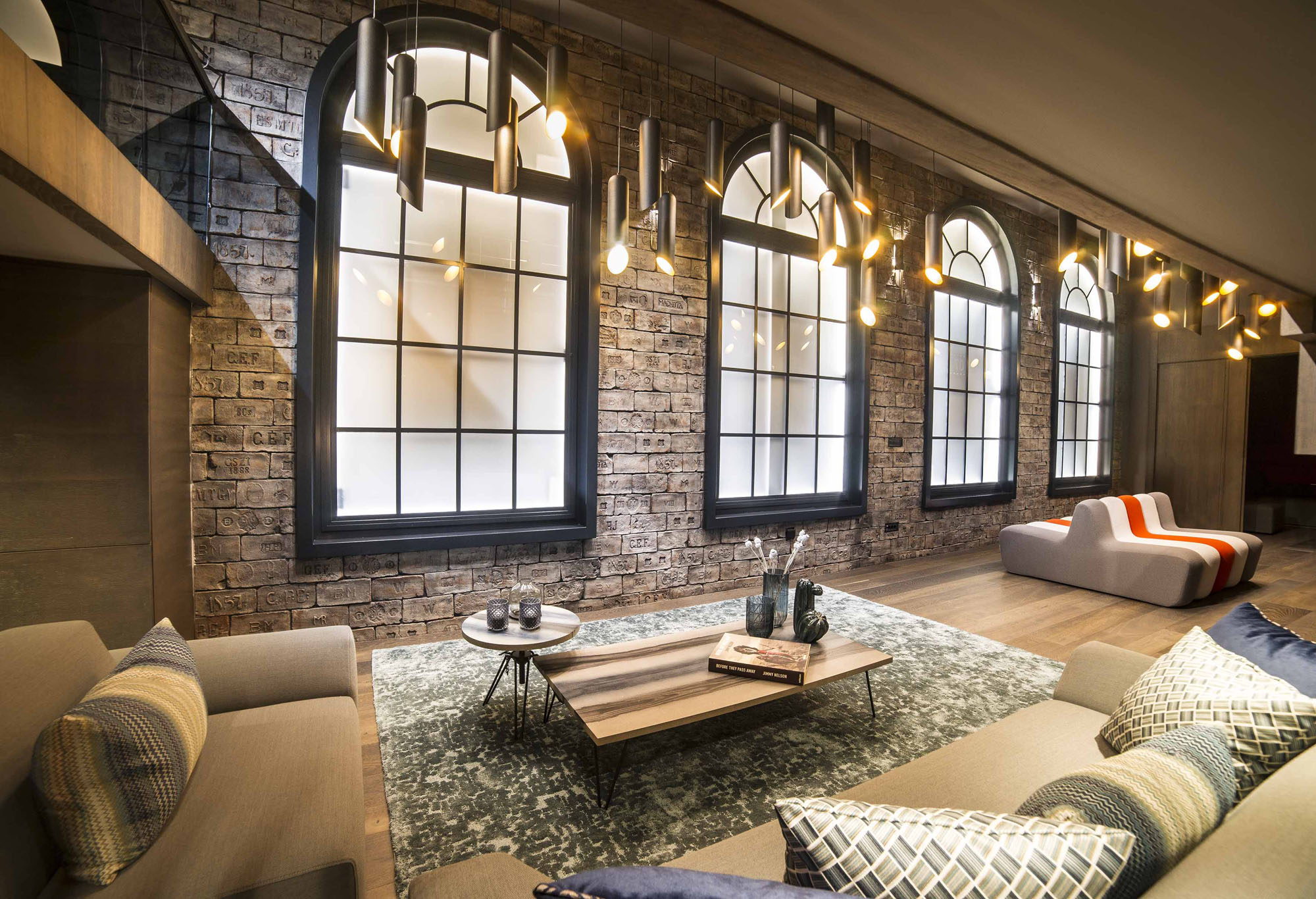 Artstone | E.u House