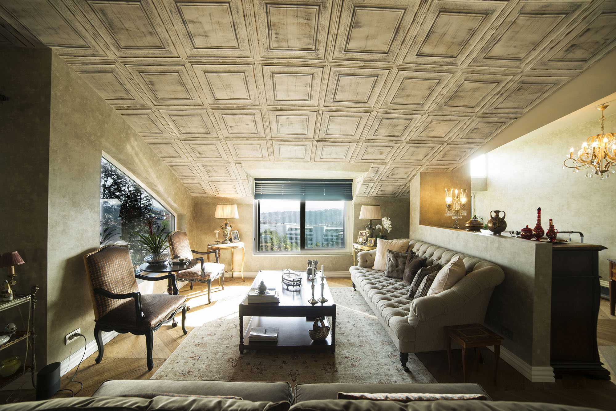 Artstone | H.G House