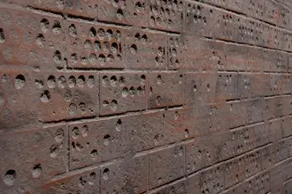 Artstone | Heritage Perforado Rojo B 863 Section brick wall panel