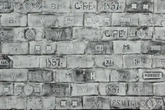 Artstone | Heritage XVIII Blanca Dark 547 tuğla duvar paneli