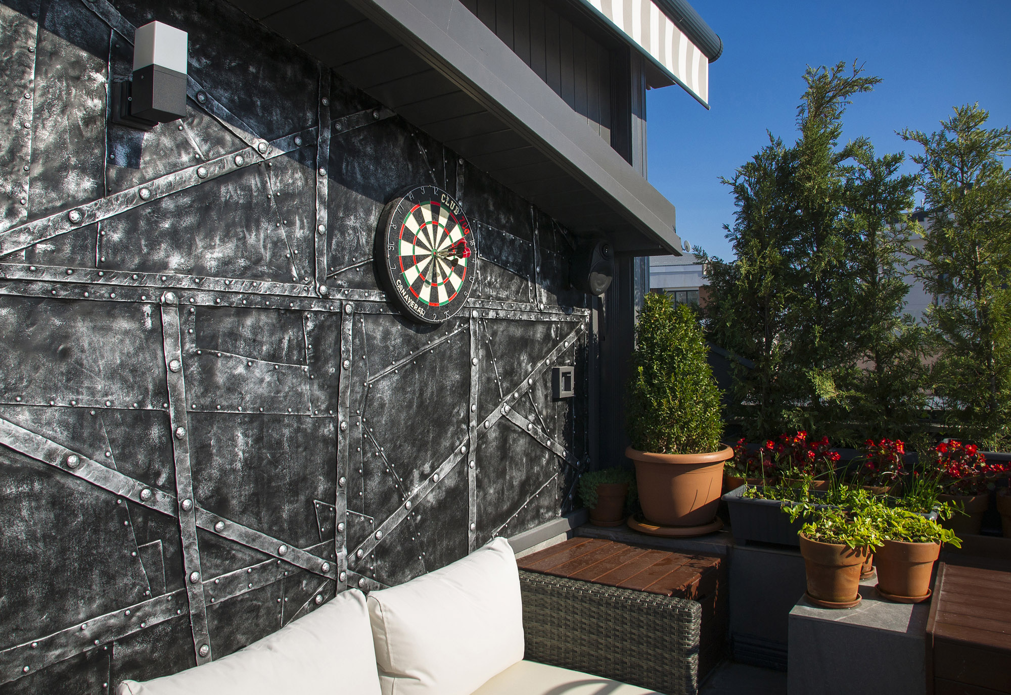 Rootz Wall Panel