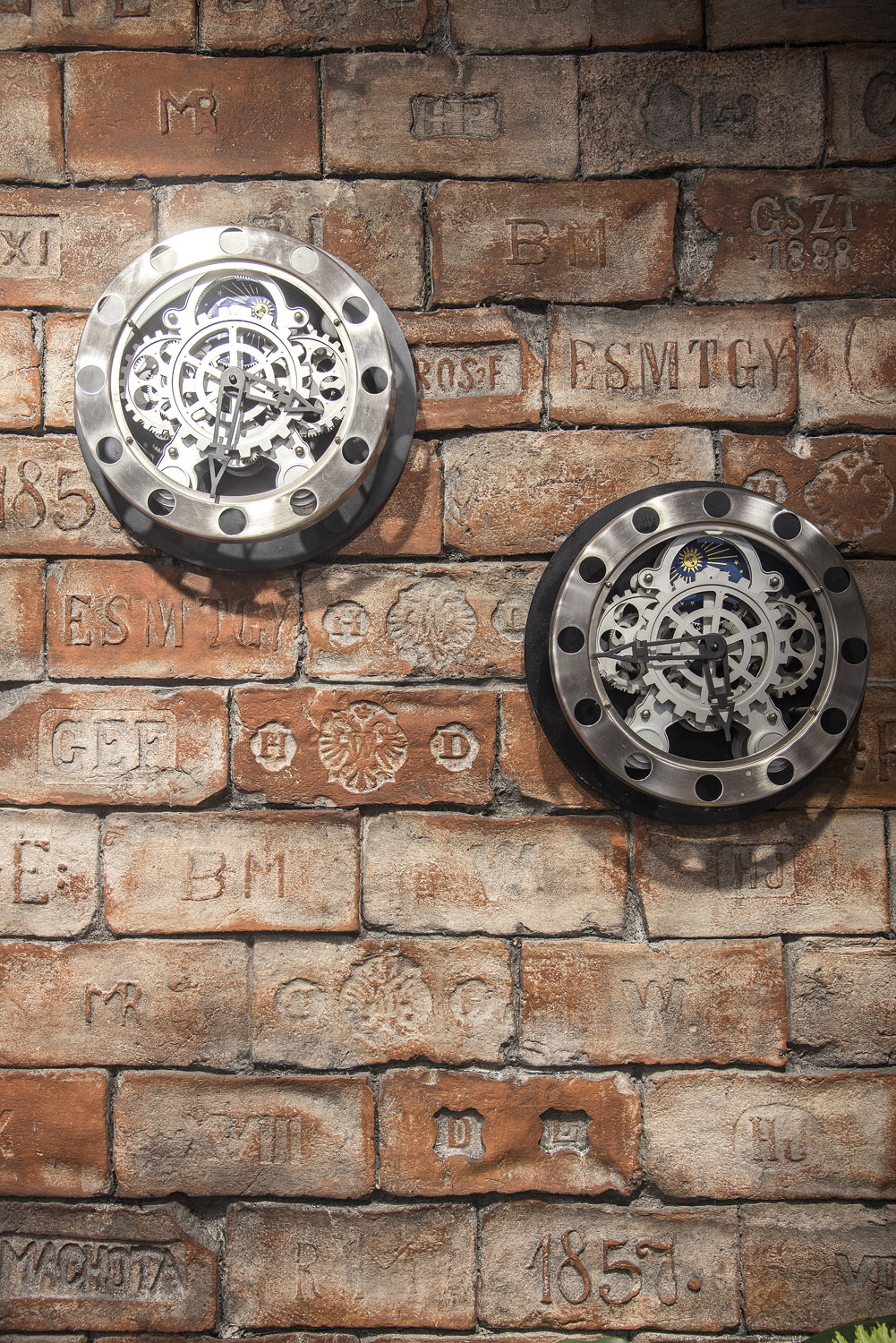Heritage XVIII Wall Panel