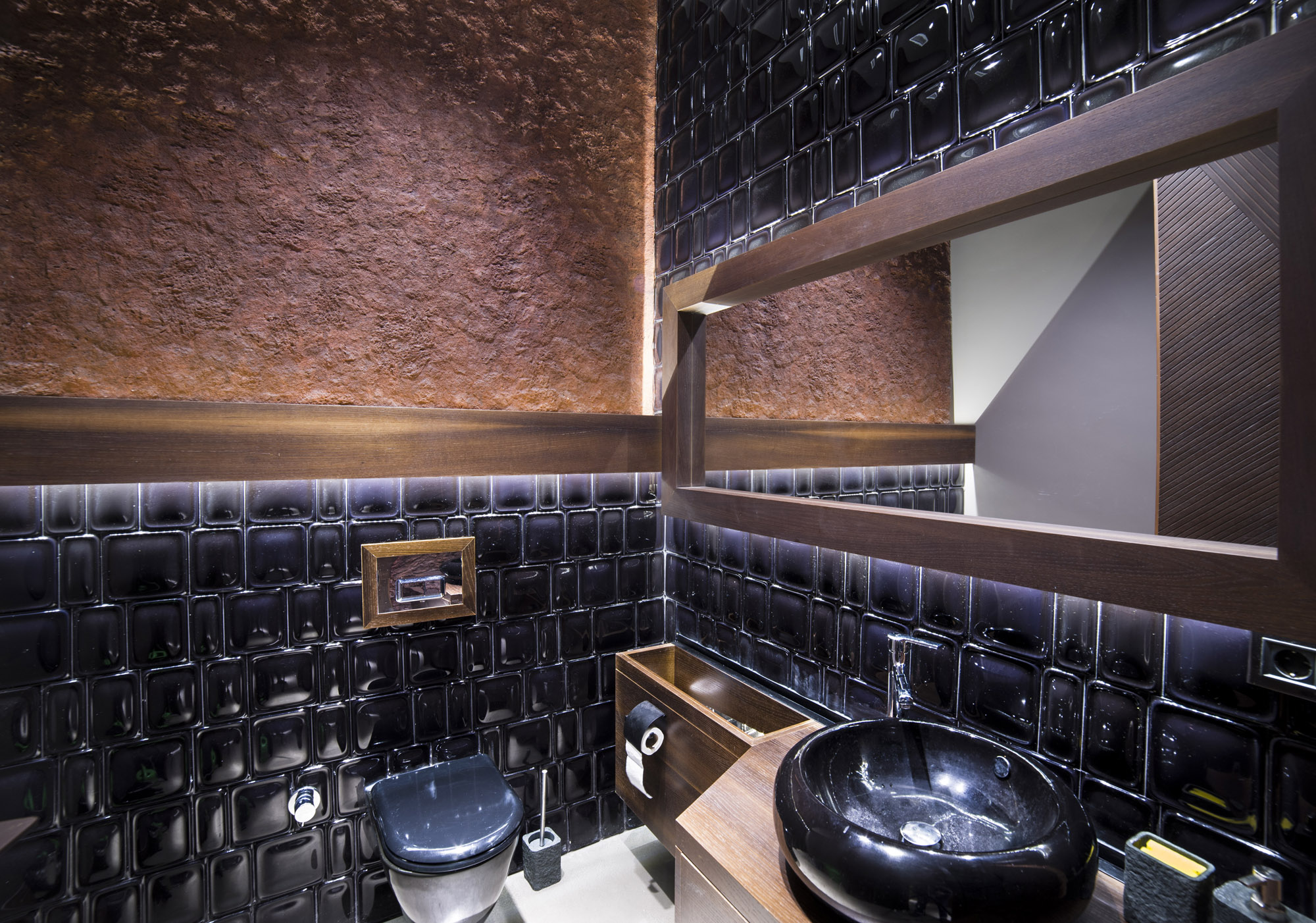 Magma Wall Panel