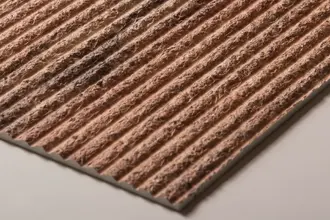 Artstone | Toprak tonlu, derin çizgisel oluklara sahip Heebon Travertine mineral bazlı dekoratif 3D duvar paneli