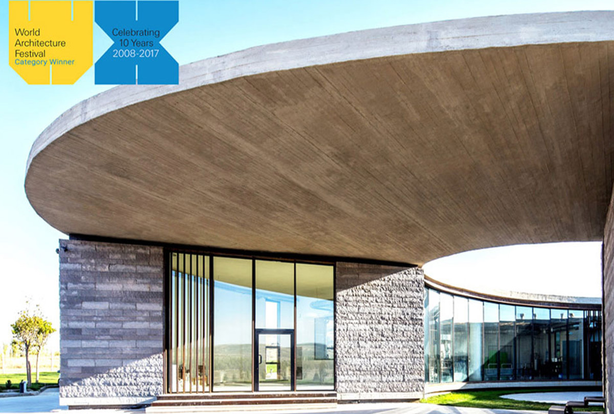 Ödüllü Proje: 38° 30° Çiftliği