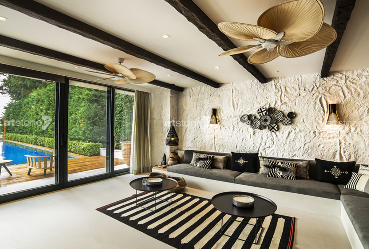 A House Offering A Greek Coast Feeling In Rumelihisari!