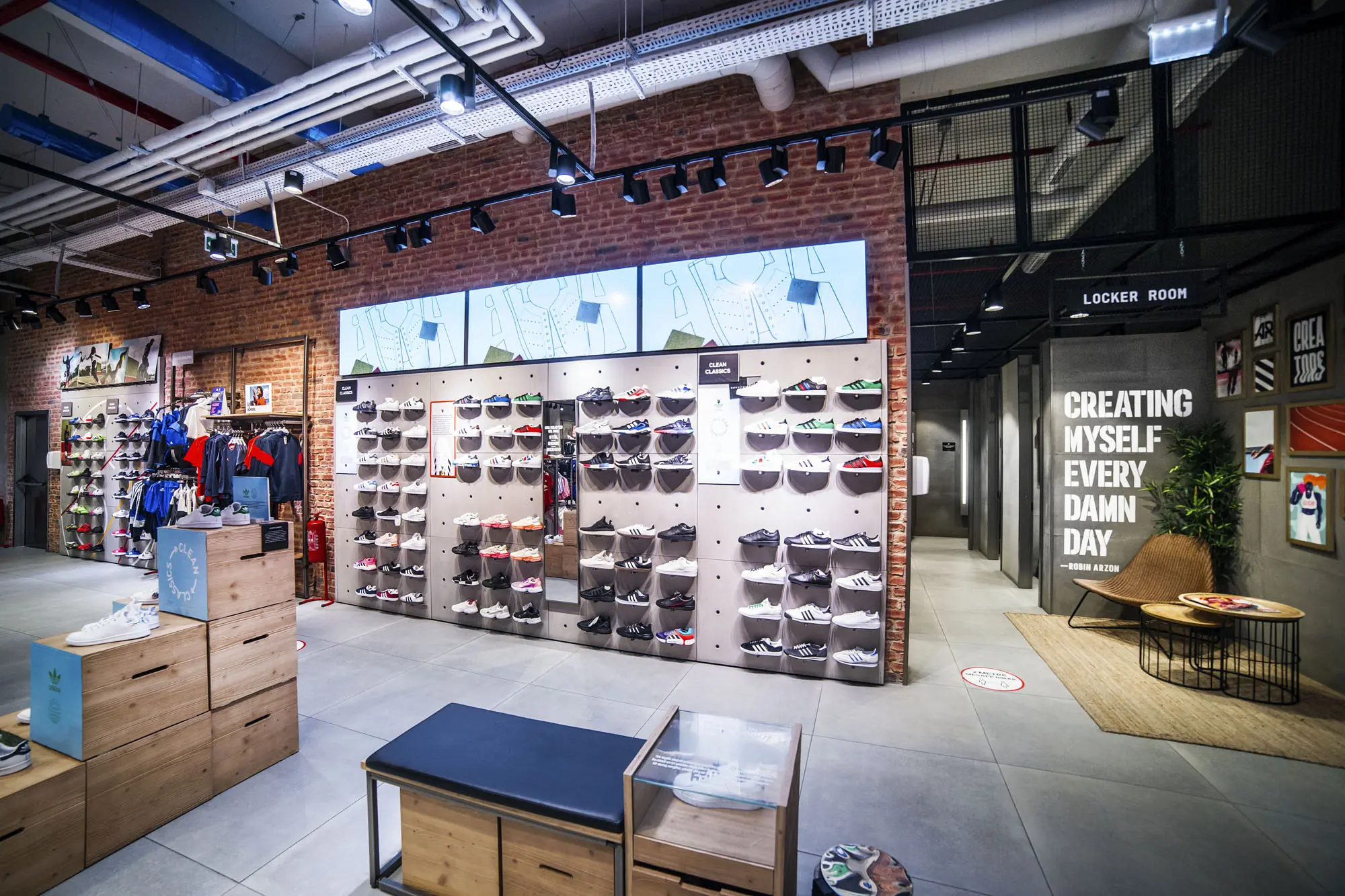 Artstone | Adidas Duvar Paneli Uygulaması