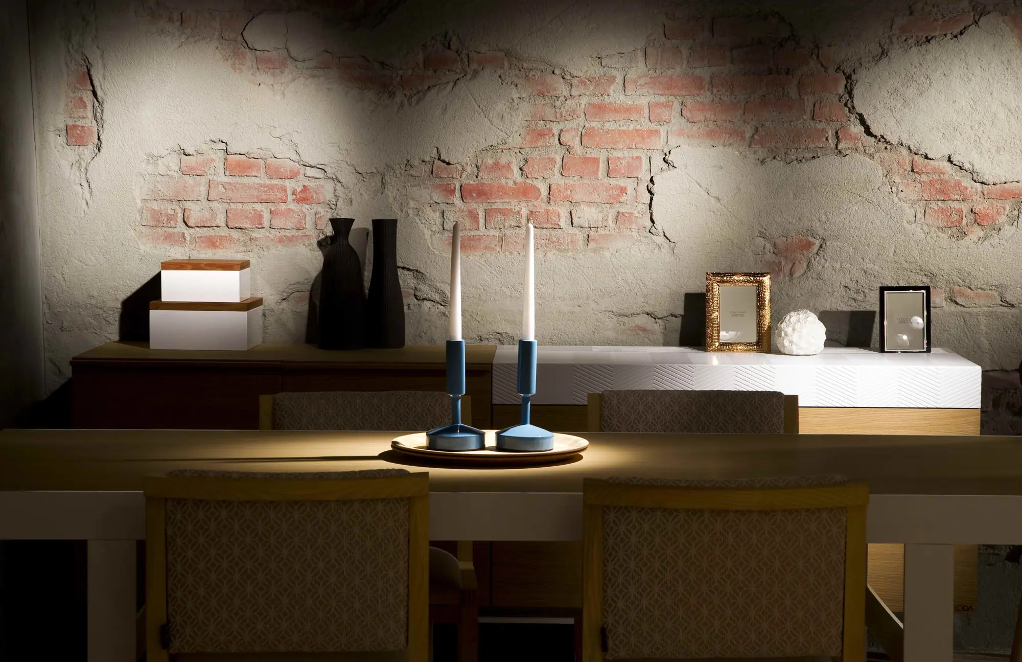 Artstone | Loda Furniture Duvar Paneli Uygulaması.