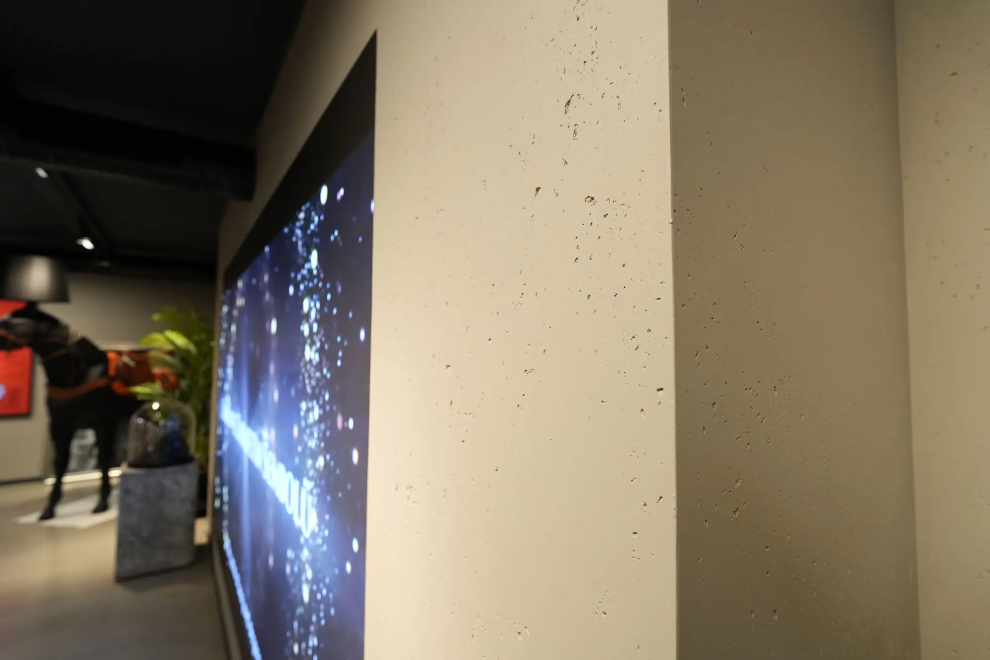 Artstone | Ersan Diamond Showroom Duvar Paneli Uygulaması.