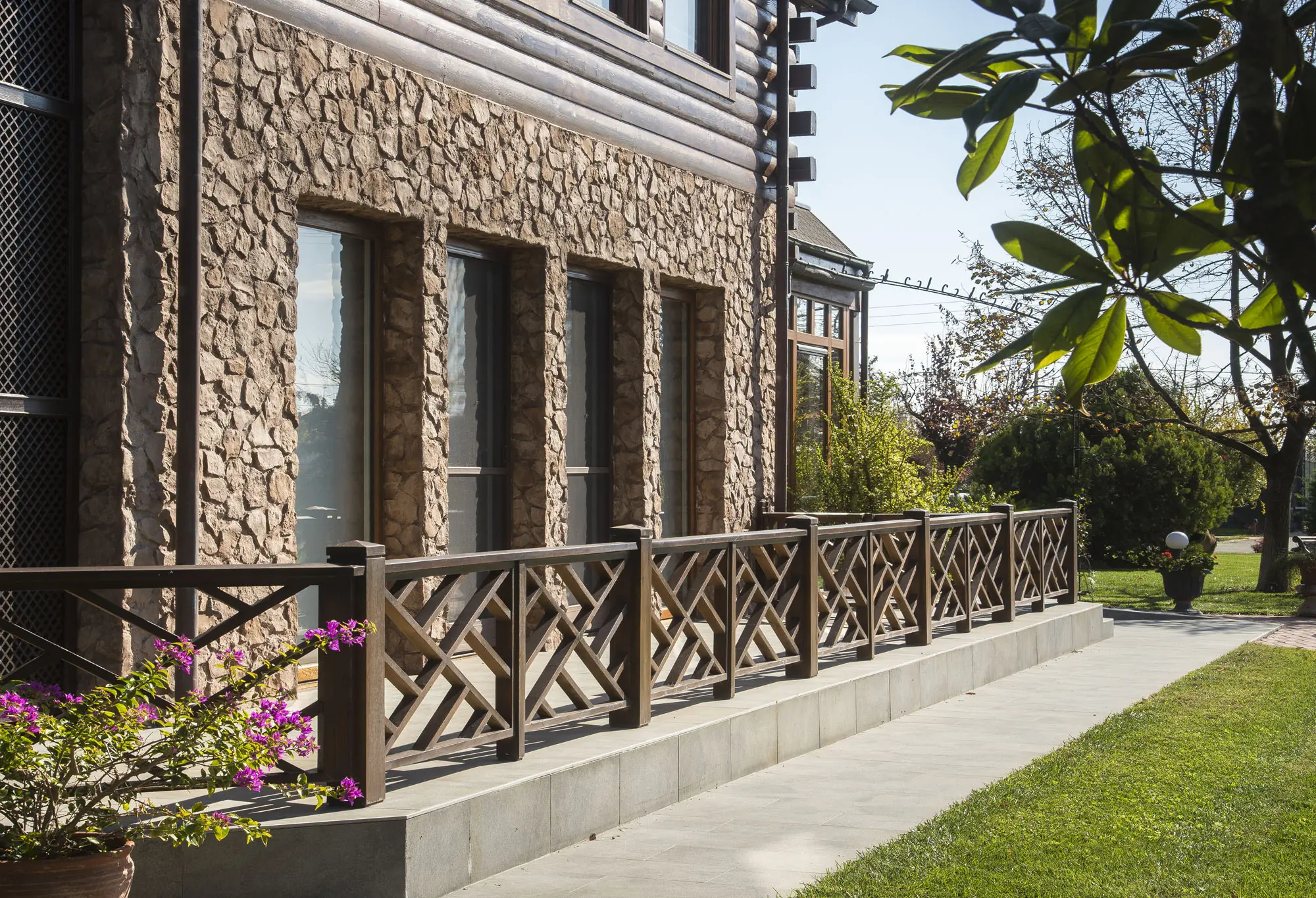 Artstone | H.Ü House Duvar Paneli Uygulaması.