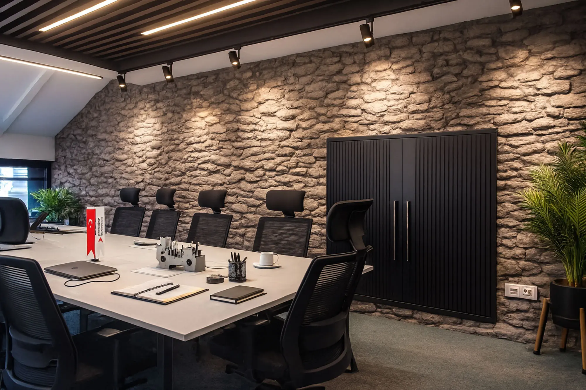 Artstone | Macellan HQ Duvar Paneli Uygulaması.