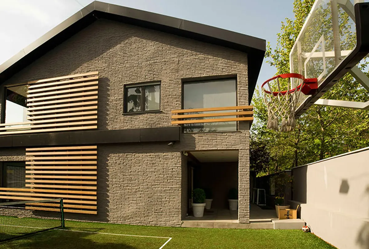 Artstone | The signature of Artstone on the Façade of Acun Medya Office