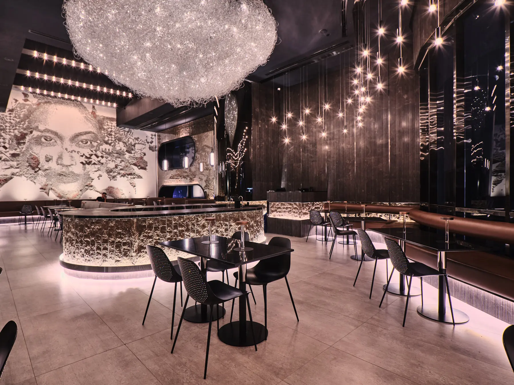 Artstone | Artstone decorative wall surfaces in the interior of MJ Restaurant Kuwait