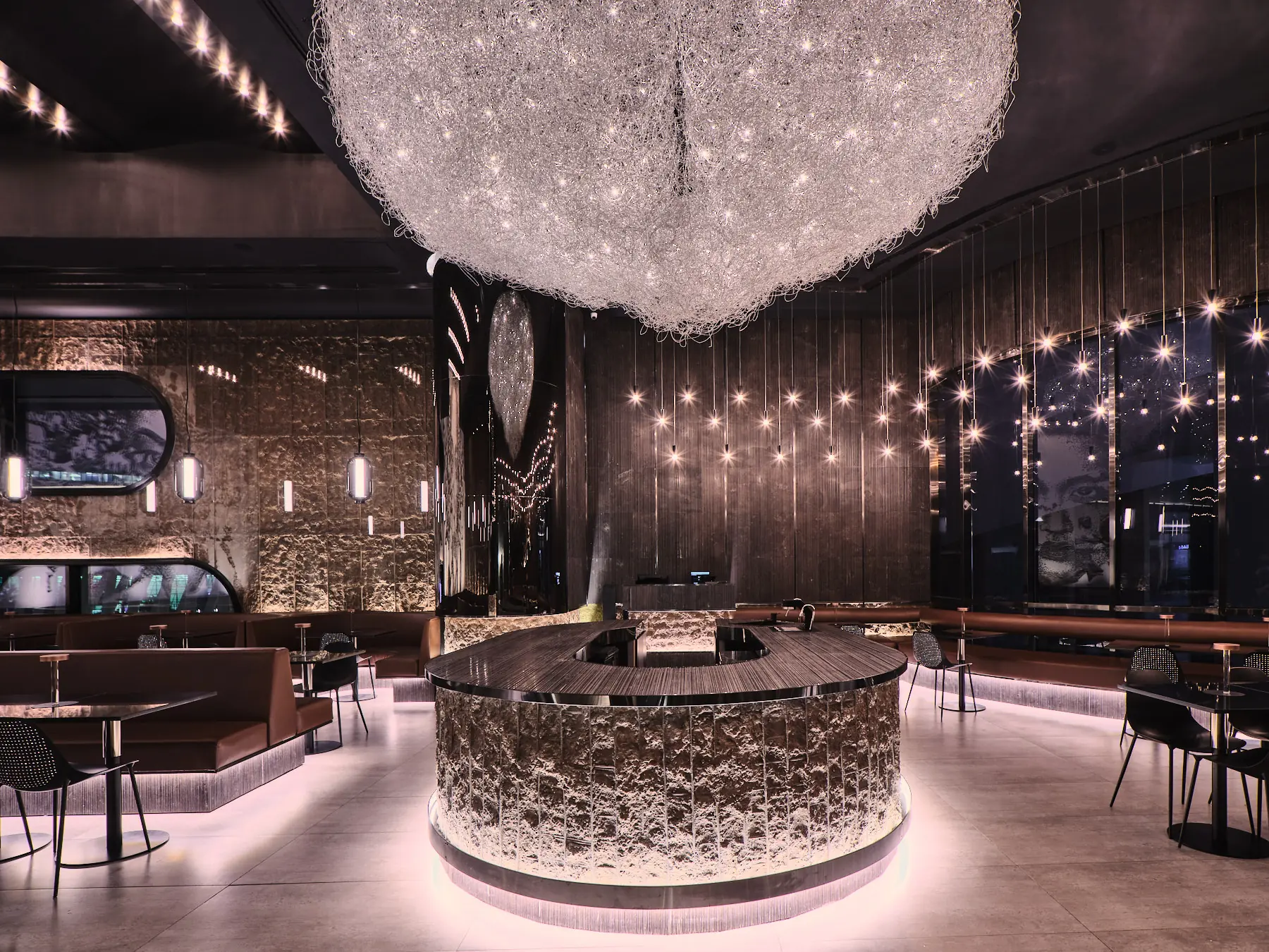 Artstone | MJ Restaurant Kuveyt iç mekânında Artstone dekoratif duvar yüzeyleri