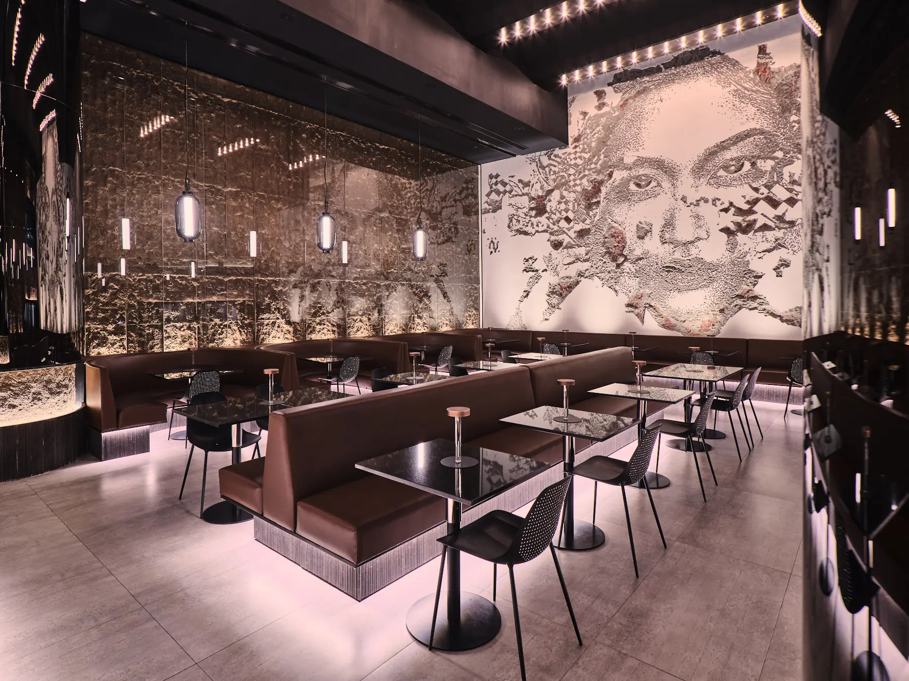 Artstone | Artstone decorative wall surfaces in the interior of MJ Restaurant Kuwait